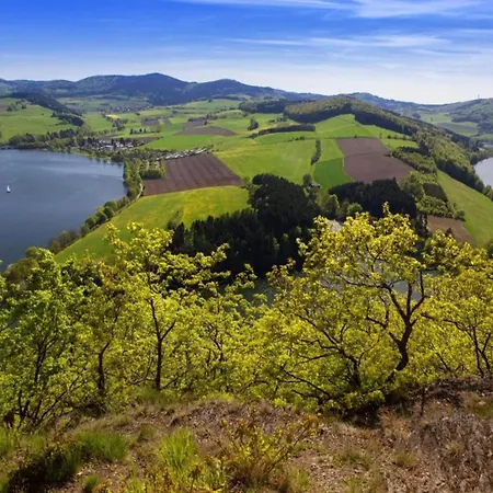 In Nahe Dem Skigebiet * Stormbruch
